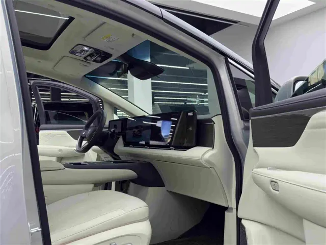 Buick Zhijing Shijia — Фото автомобиля 11