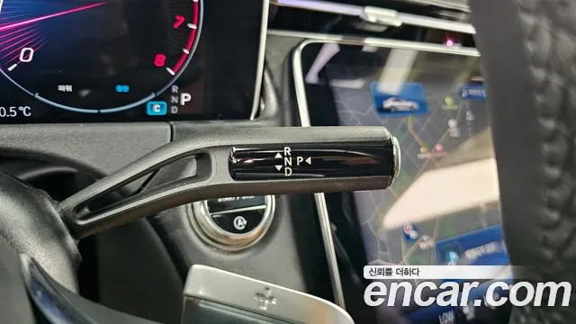 Mercedes-Benz E-Class — Фото автомобиля 8