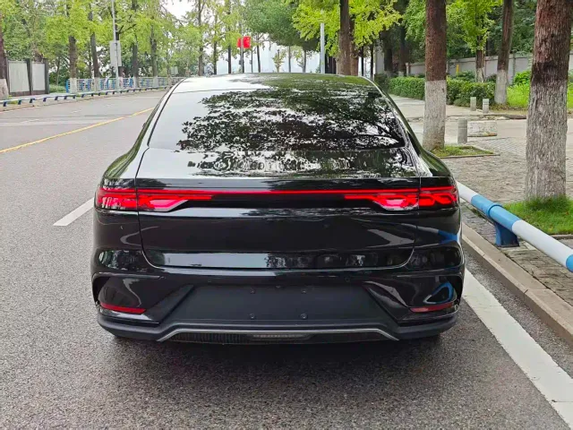 BYD Han 2022 EV Genesis Edition 610KM AWD Premium — Фото автомобиля 8