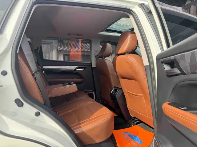 Geely Vision X6 — Фото автомобиля 8
