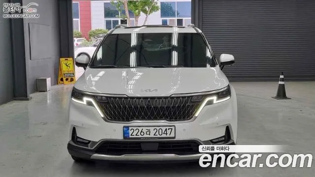 Фотография автомобиля — Kia Carnival Generation 4