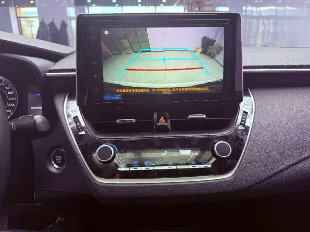 Toyota Corolla — Фото автомобиля 11