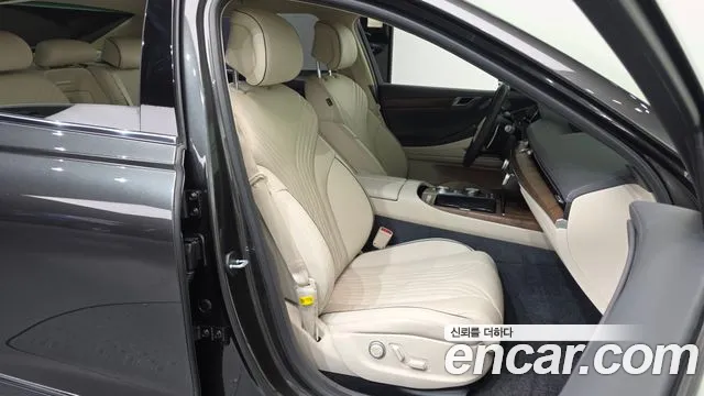 Genesis G80 Бензин 2.5 турбо AWD — Фото автомобиля 12