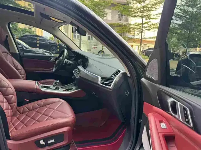 BMW X5 — Фото автомобиля 8
