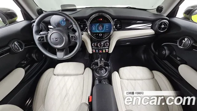Mini Cooper — Фото автомобиля 6
