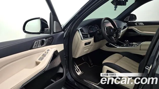 BMW X7 G07 — Фото автомобиля 10