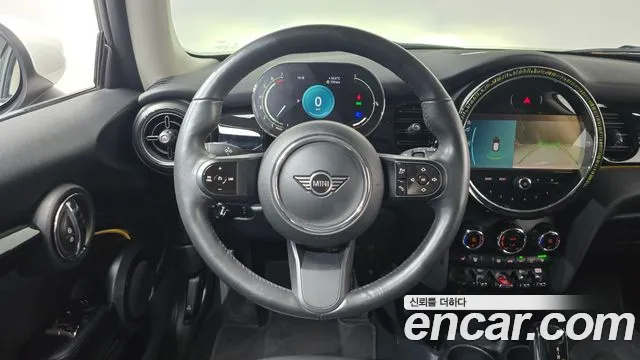 Mini Cooper Cooper Classic — Фото автомобиля 11