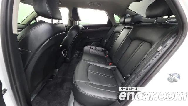 Kia K5 Новый K5 3 поколение 2.0 LPi(Для проката) — Фото автомобиля 12