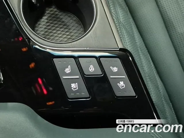 Kia K8 — Фото автомобиля 16