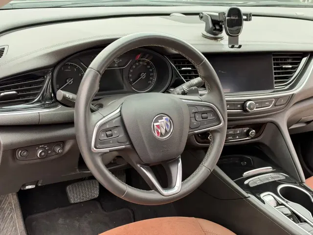 Buick Regal — Фото автомобиля 16