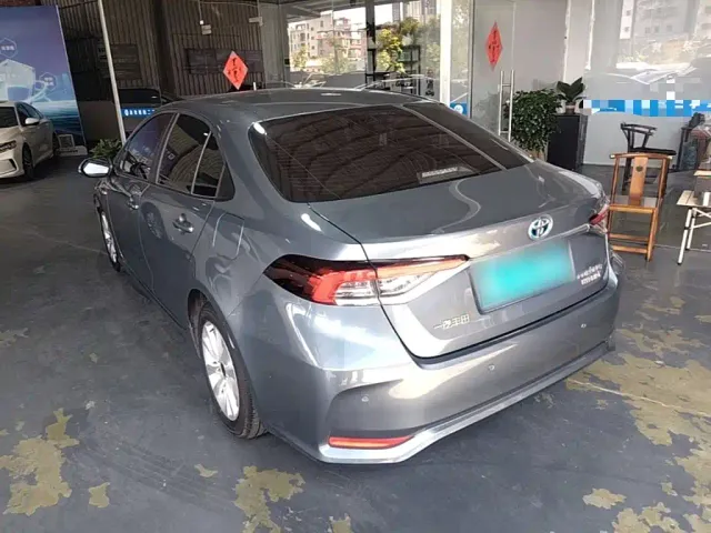 Toyota Corolla — Фото автомобиля 4