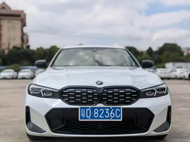 BMW 3 Series — Фото автомобиля 2