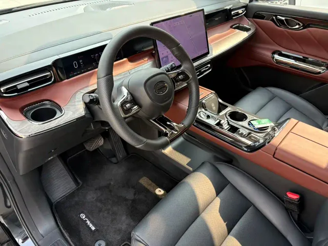 GAC Trumpchi E8 — Фото автомобиля 9
