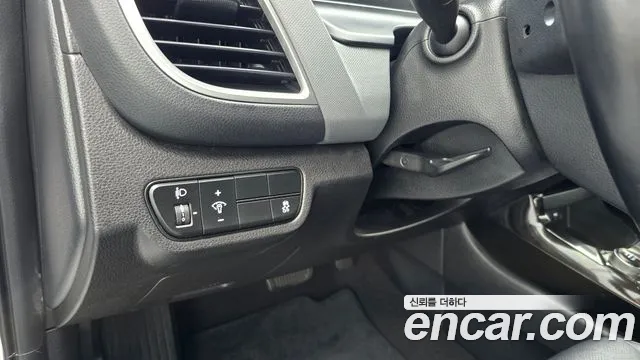 Kia Seltos New — Фото автомобиля 28