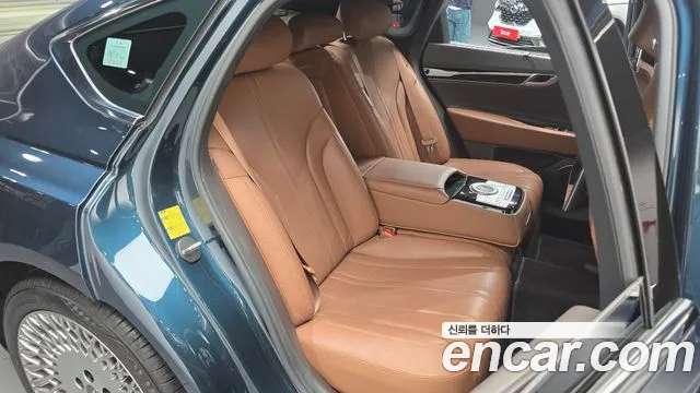 Genesis G80 RG3 — Фото автомобиля 12