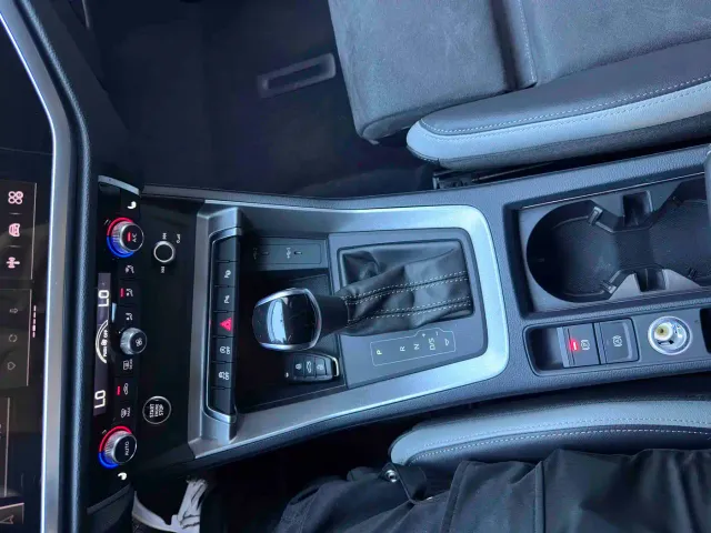 Audi Q3 — Фото автомобиля 13