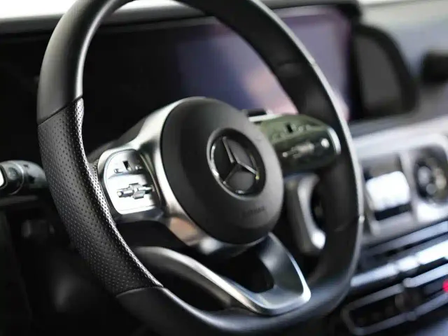 Mercedes-Benz Mercedes-Benz G-Class 2023 G 500 — Фото автомобиля 12