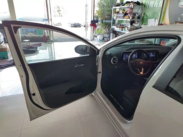 Chevrolet Monza — Фото автомобиля 15