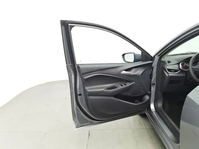 Chevrolet Cavalier — Фото автомобиля 8