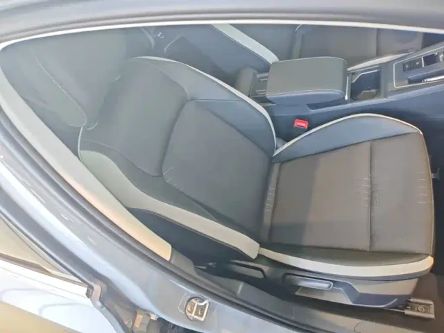 Volkswagen Golf — Фото автомобиля 24