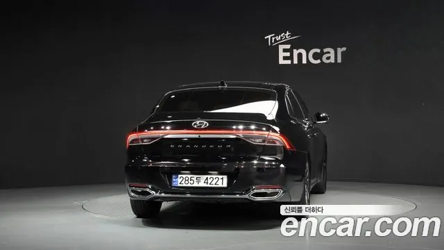 Hyundai Grandeur Grandeur (New) Hybrid — Фото автомобиля 4