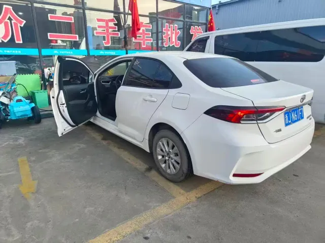 Toyota Corolla — Фото автомобиля 3
