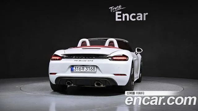 Porsche 718 — Фото автомобиля 4