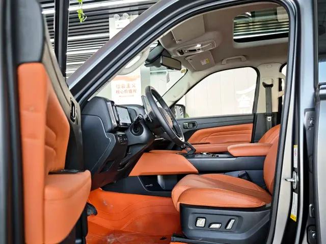 Haval H9 — Фото автомобиля 5