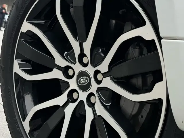 Land Rover Range Rover Sport — Фото автомобиля 7