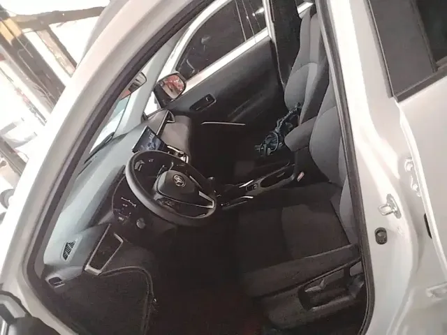 Toyota Frontlander — Фото автомобиля 14