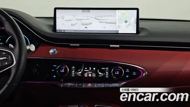 Genesis GV70 — Фото автомобиля 20