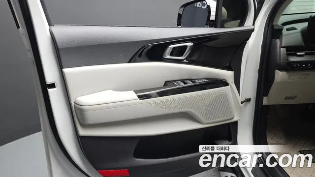 Kia Canival Carnival 4 поколение Бензин 7 мест Noblesse — Фото автомобиля 23