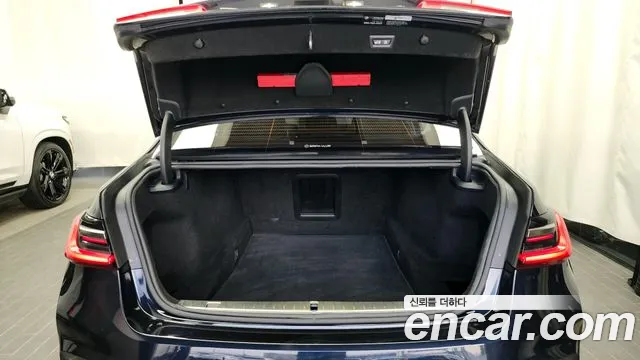 BMW 7-Series 7 серия (G11) — Фото автомобиля 20