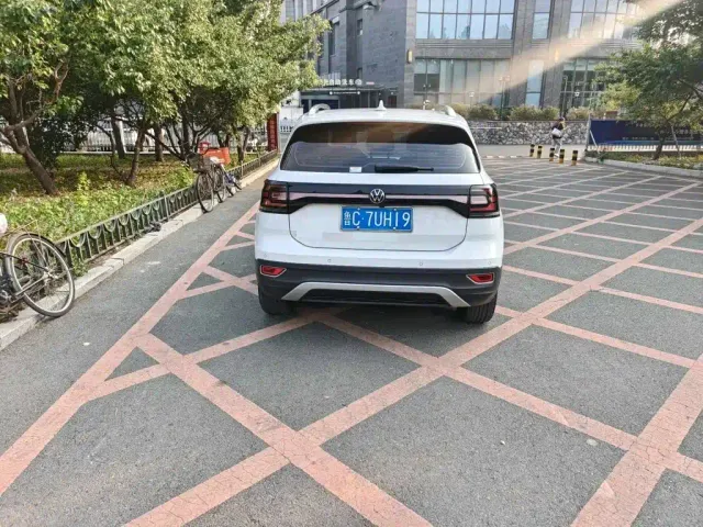 Volkswagen Tanying 2021 1.5L Automatic Smart Connect Edition — Фото автомобиля 6