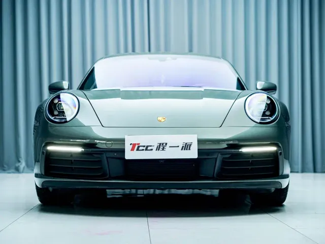 Porsche 911 — Фото автомобиля 2