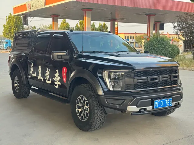 Ford F-150 Raptor — Фото автомобиля 3