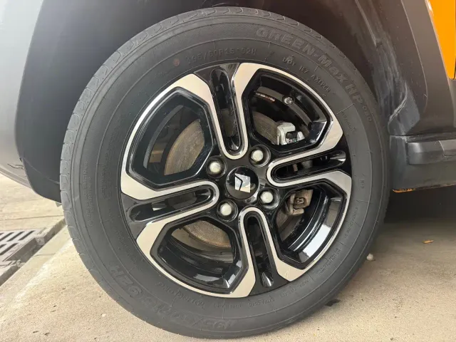 Baojun Yep — Фото автомобиля 5