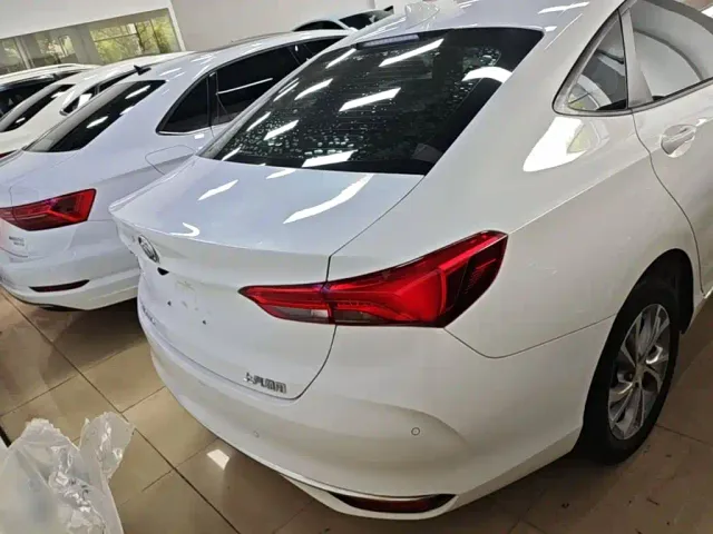 Buick Verano — Фото автомобиля 5