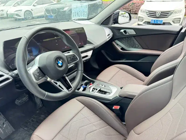BMW 2 Series — Фото автомобиля 8