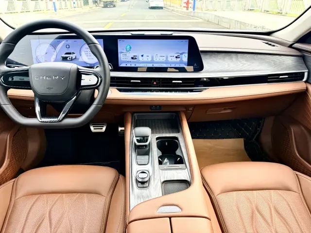 Chery Arrizo 8 — Фото автомобиля 12