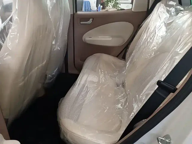 Wuling Hongguang Mini EV — Фото автомобиля 16