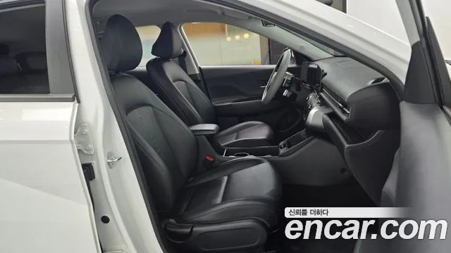 Hyundai Kona SX2 — Фото автомобиля 16