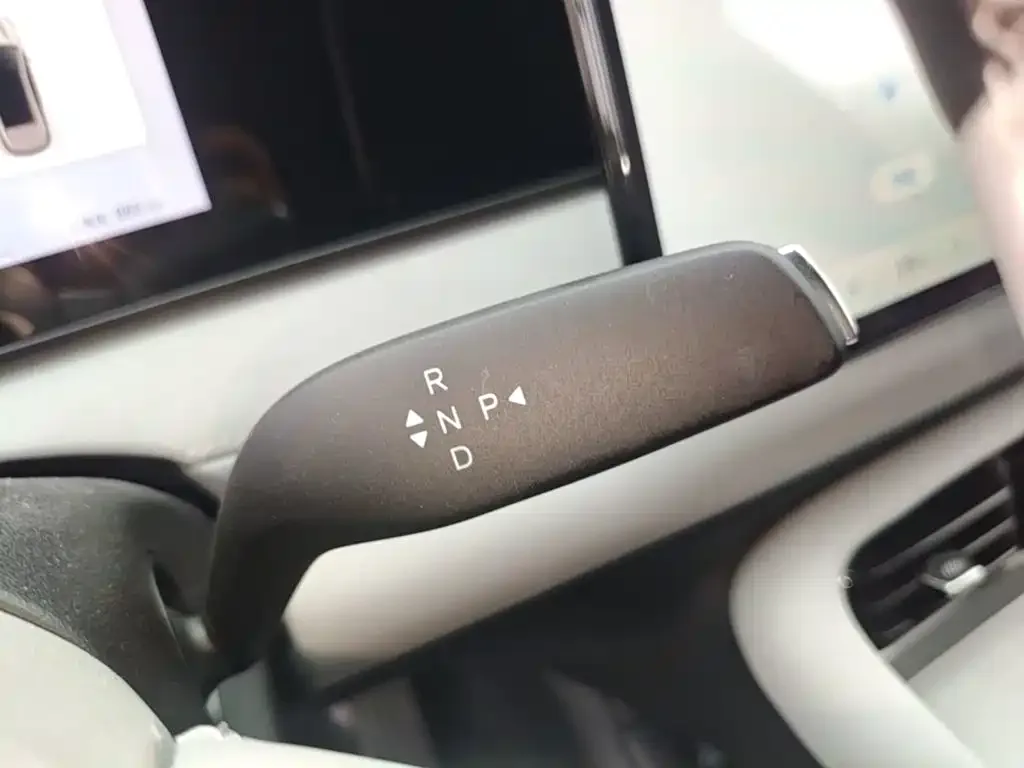 BYD Sealion 06 New Energy 2025 DM-i 170 Pilot Plus Edition — Фото автомобиля 13