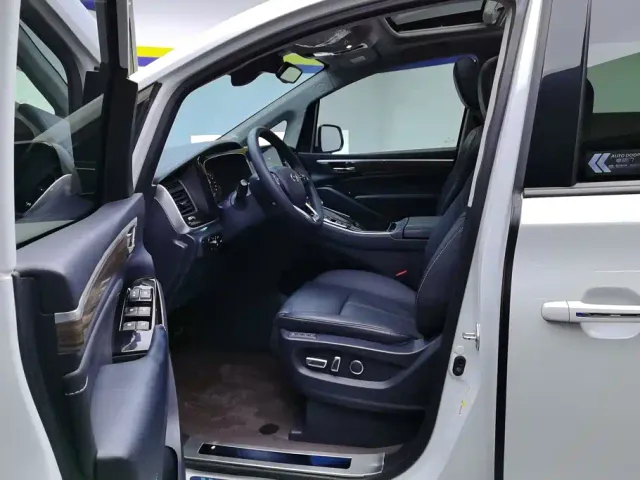 GAC Trumpchi M8 — Фото автомобиля 9
