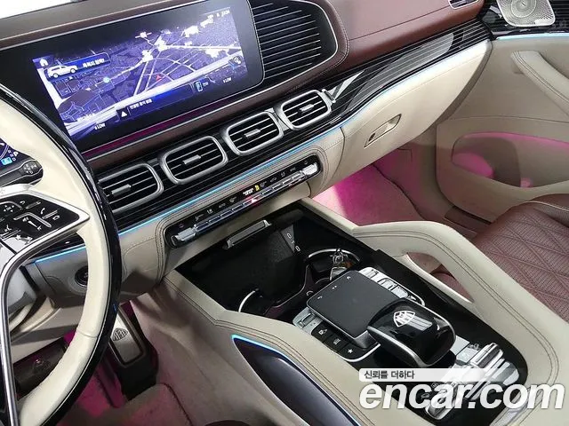 Mercedes-Benz GLS-Class — Фото автомобиля 11