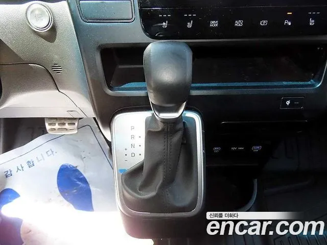 Hyundai Staria Staria — Фото автомобиля 9
