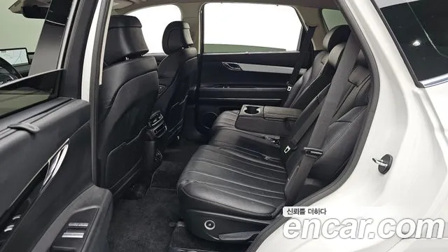 Genesis GV80 — Фото автомобиля 16