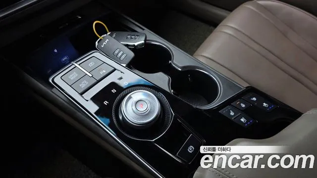 Kia K8 K8 Hybrid — Фото автомобиля 11