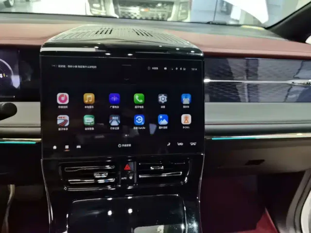 GAC Trumpchi M8 — Фото автомобиля 12