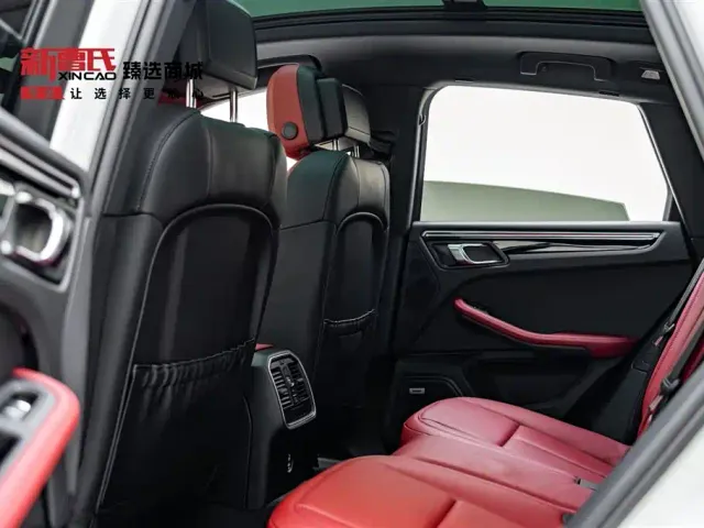 Porsche Macan — Фото автомобиля 13